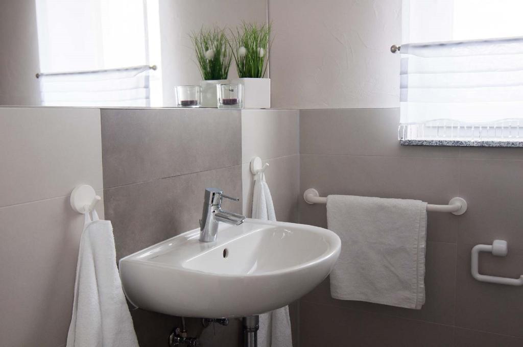 Komfortable Apartment-Wohnung Fulda Exteriör bild